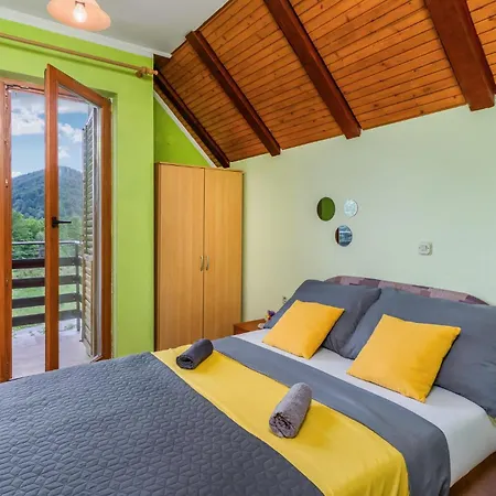 In With Wifi Holiday home *
